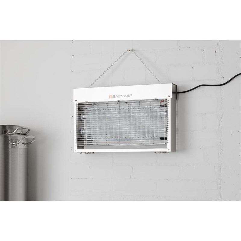Mata insectos LED de acero inoxidable EazyZap cobertura 100m².